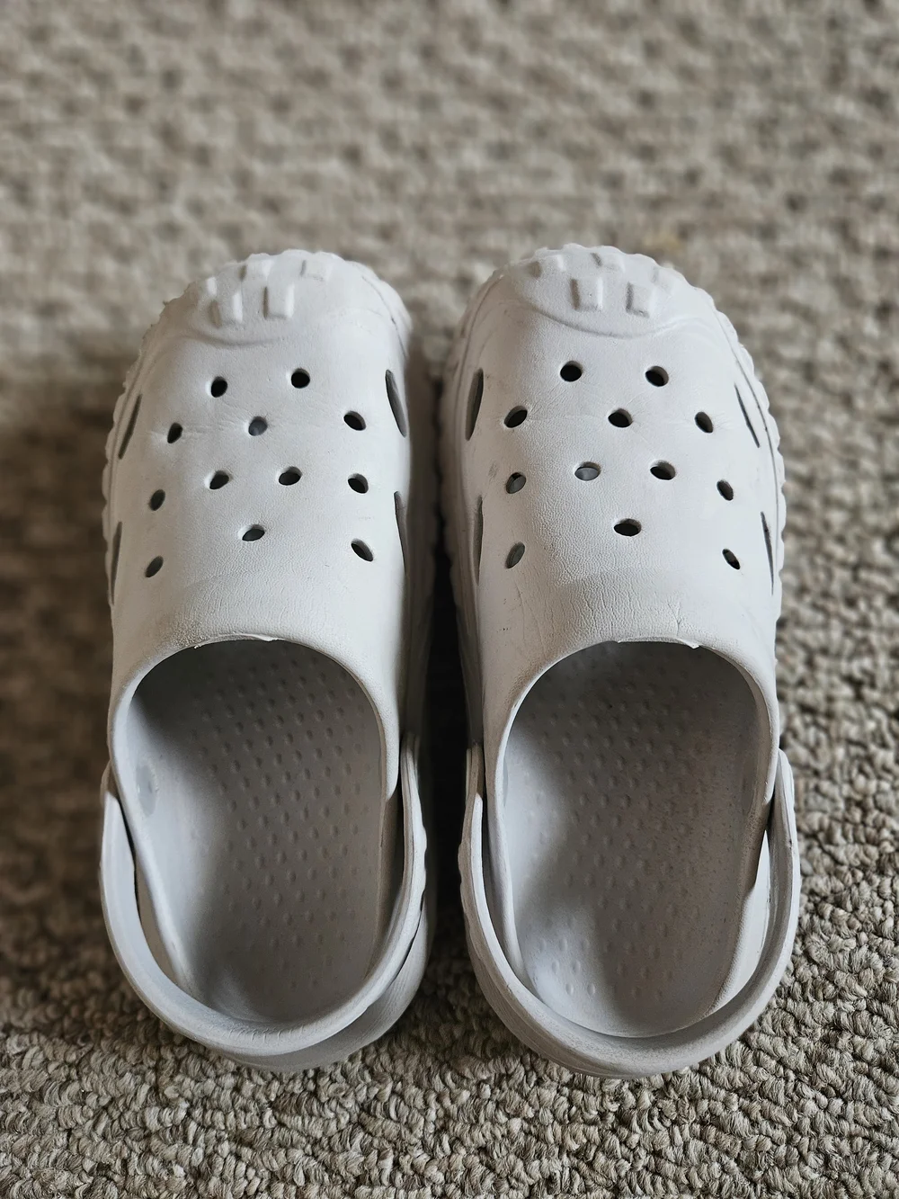 Kids Off-White Slip-On Foam Clogs Water Shoes, US 2 EUR 33